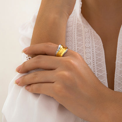 خاتم بتصميم ريترو غير منتظم ومقعر ومحدب بشكل مبالغ فيه، قطعة يدوية بسيطة مصنوعة من سبيكة معدنية قابلة للتخصيص